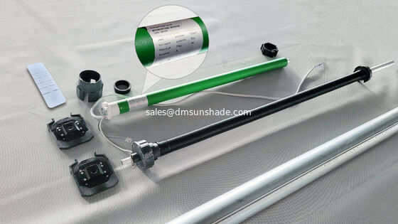 গরম বিক্রয় মোটরযুক্ত বসন্ত বায়ুরোধী জিপ প্যাটিও এবং ব্যালকনি ম্যানুয়াল অক্জিলিয়ারি লিফটিং রোলার ব্লাইন্ড